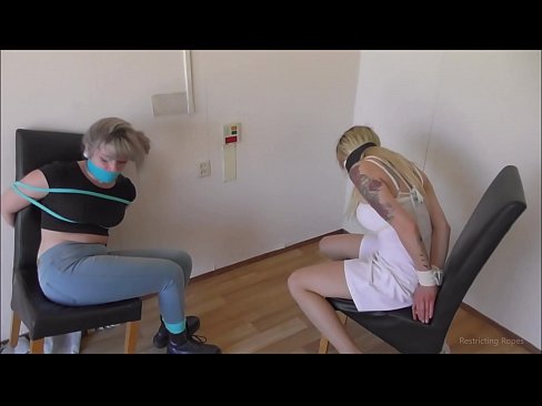 ❤️ Toksomaniulo / ligita kaj buŝoŝtopita / junulino en mizero ❤ Porno ĉe ni % eo.sexindrag.ru% ❤